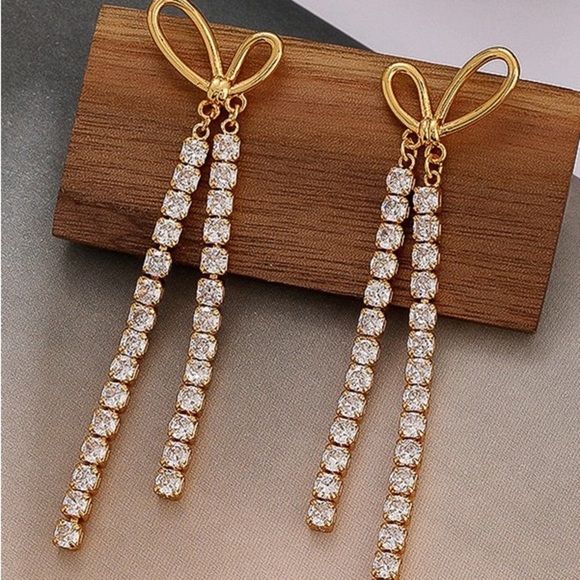 18K Gold CZ Drop Earrings - Picture 2 of 4